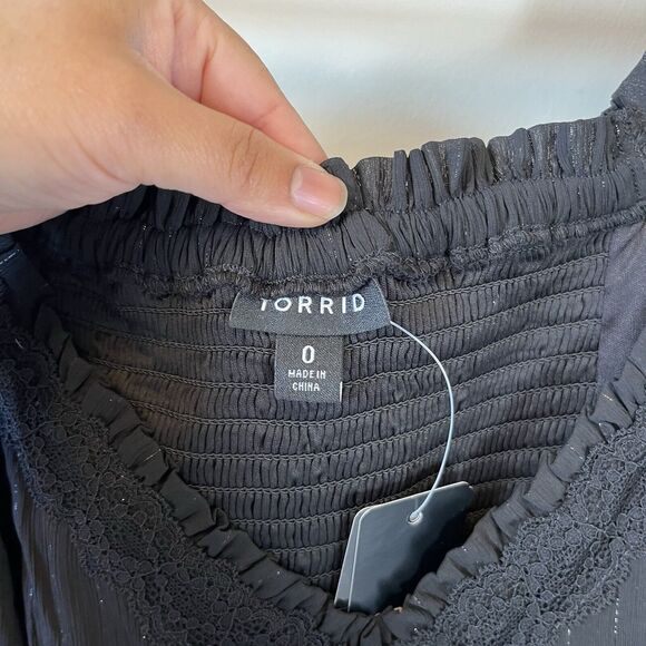 Torrid Babydoll Crinkle Chiffon Blouson Sleeve Top Black Witchy 0/Large NWT's - Picture 7 of 12